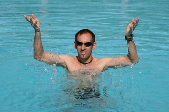 nicht ich im Ganges, sondern ich im pool