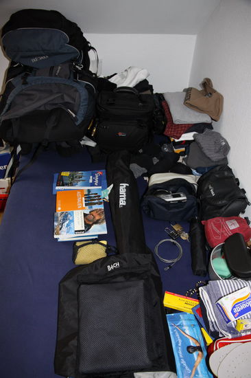 das soll alles mit... nur noch einpacken und dann geht´s los 