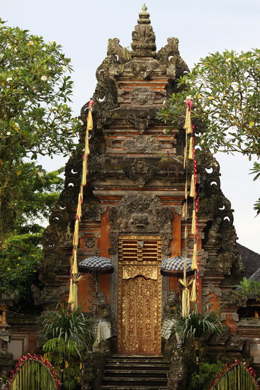1. Tempel