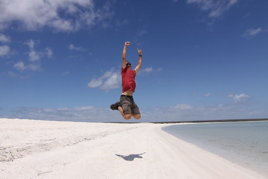 der Shell Beach ist so schön das man Luftsprünge machen kann