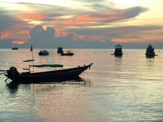 sonnenuntergang direkt vor unserer hotelterrasse