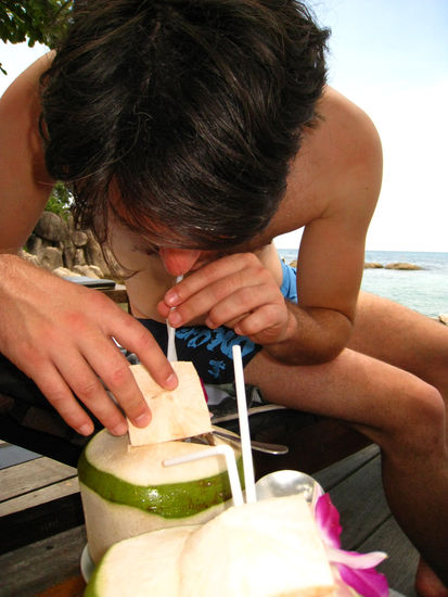 und eine frische kokosnuss probiert