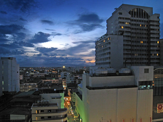 das ist die freie sicht vom dach des 12. stocks...