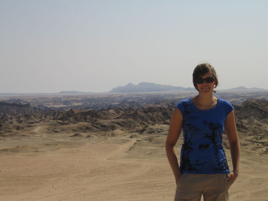 Im Hintergrund die Mondlandschaft