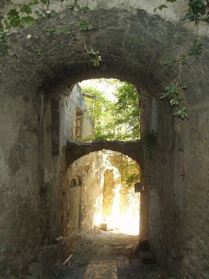 Gasse in Bussana Vecchia