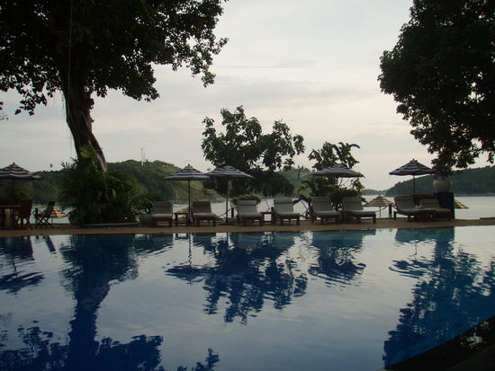 Pool des Royal Phuket Yacht Club