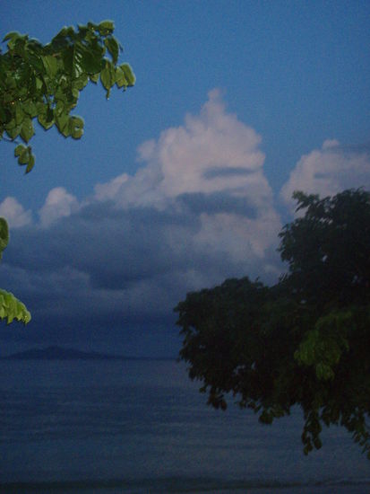 Regnet es da drüben etwa schon wieder?!