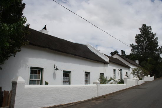 Old Thatch Lodge