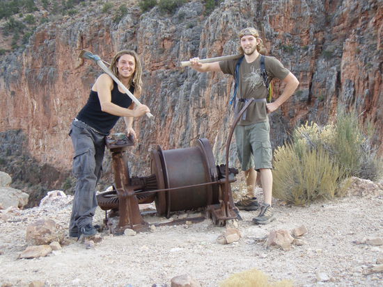 Minenarbeiter Y(Californien) und Wolfi(Bayern)