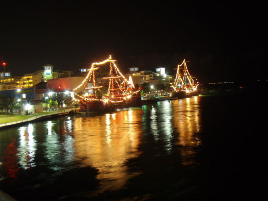 Diese Schiffe dienen als Casinos auf offener See.