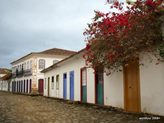 Das Pflaster nervt manchmal weil's so uneben ist.