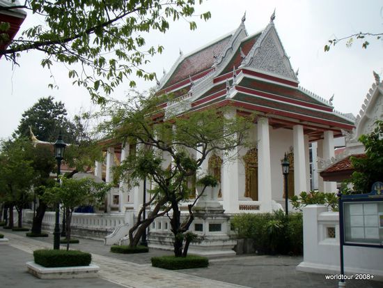 Auf der Anlage buddhistischen Uni