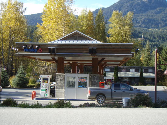 HUSKY Tanke (aus Holz  )