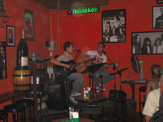 Simon und Garfunkel aus Bangkok.