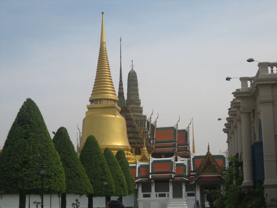 Ein Stueck vom Koenigspalast.