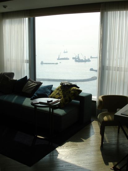 ...super schöner Blick auf den Hafen (31. OG)