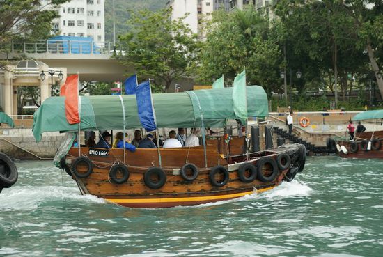 Die Citytour hat auch noch einen Hafentour beinhaltet. Auf solch einem Boot ist dieses Bild entstanden!