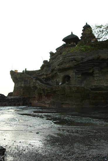 Wohl eine der bekanntesten Sehenswuerdigkeiten auf Bali: Tana Lot