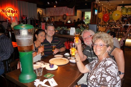 1. Weihnachtsfeiertag im Hard Roch Kuala Lumpur, da war die Welt noch in Ordnung!