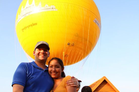 Unweit der Tempelanlagen gab es noch einen Ballon mit dem man 150m in die Höhe konnte um dann die Anlagen von oben zu sehen. Wenn man schon mal da ist, haben wir es auch gemacht.