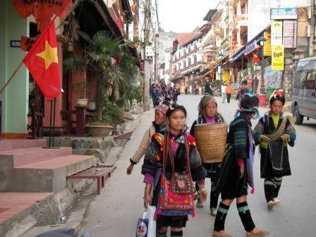 Markt in Sapa mit Haendlerinnen !