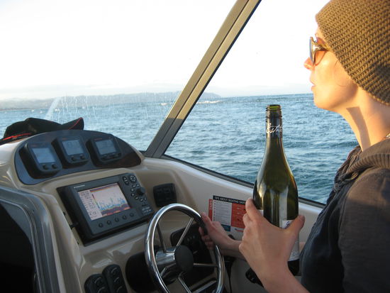 captain blaubaer unser nonvigator  aber ne buddl rum !