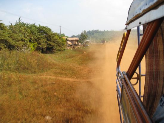 Bisher staubigste Fahrt.... was glaubt ihr wohl wie wir auf diesem pick up nach der einstuendigen Fahrt ausgesehen haben?