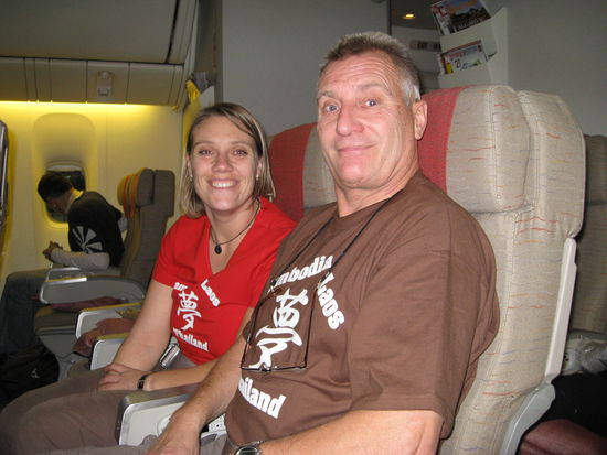 Nicole mit ihrem strahlendem Papa der seinen 60. Geburtstag im Flieger verbrachte.