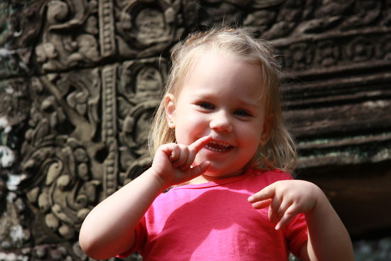 ...und Lynn natuerlich auch. Fuer die beiden ist das alles ein riesengrosser Abenteuerspielplatz.