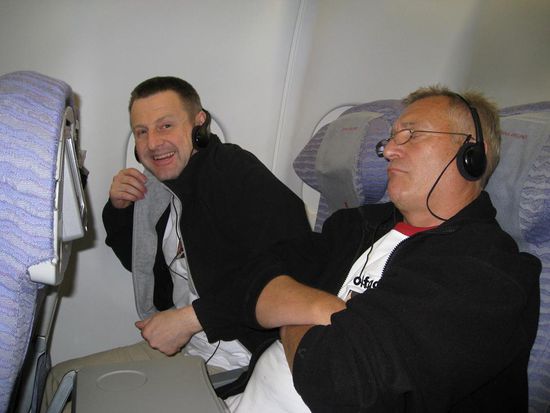 ......im Flieger nach Jakarta