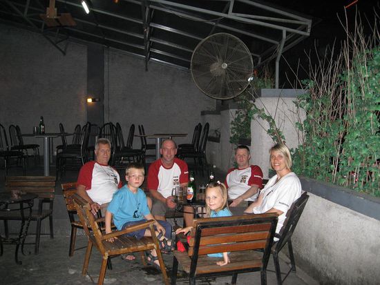 ,,,,unser erster Abend in Indonesien!