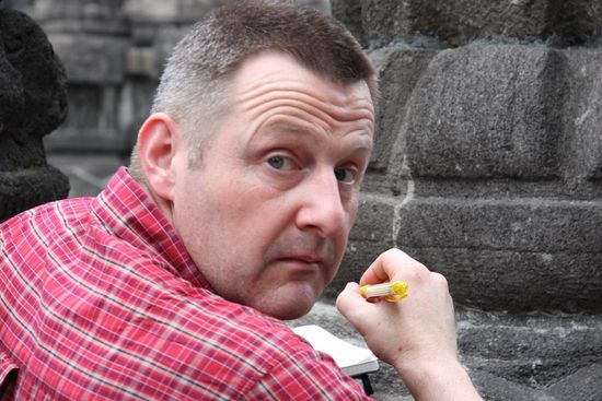 What? ......Juergen schreibt Reisetagebuch (doofer Blick, gell?)