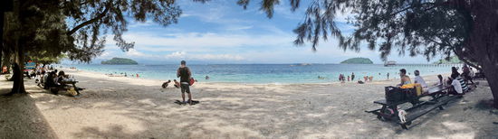 ...am frühen Nachmittag bricht am Strand die Sonne durch