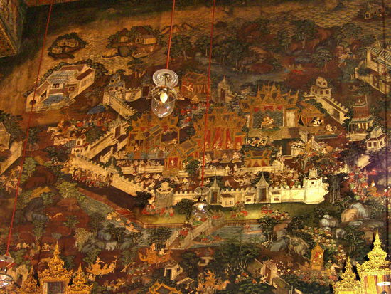 Wandbemalung über dem Eingangsportal mit Stadtszene