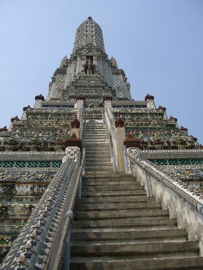 Ganz schön steil ist der Weg zu den Ebenen der Erkenntnis