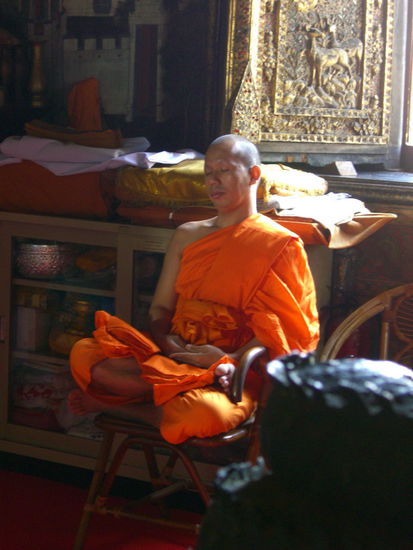 Spenden entgegennehmen kann ganz schön anstrengend sein.