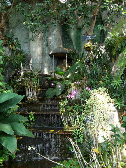 Schrein am unteren Aufgang