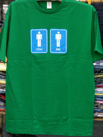 Auch der Angeber findet ein passendes Shirt