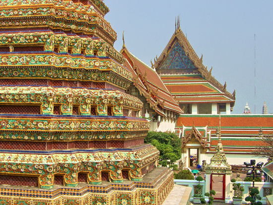 Chedi und Bot des Wat Pho