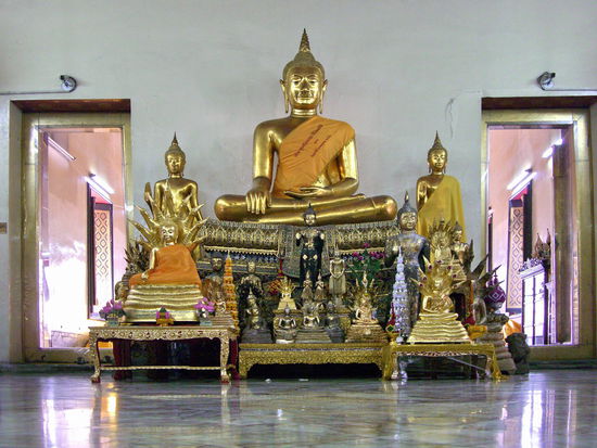 Auf den Boden gelegt und gewartet, bis die Luft rein ist: der hintere Raum der Kapelle