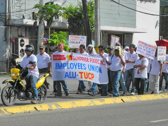 Arbeiterdemo am Plaza Independencia.