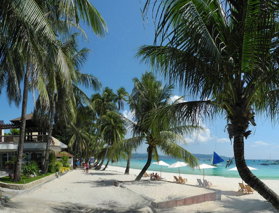 White Beach südlich der Station 3.