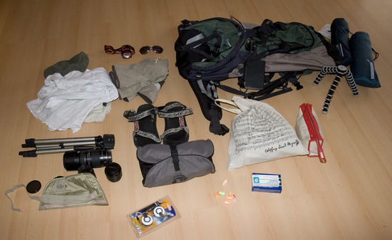 Soweit erstma mein Rucksackinhalt. Paar Klamoten fehlen noch sowie Unterwäsche 