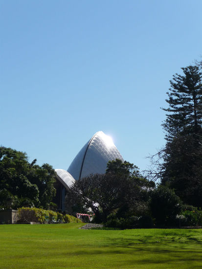 Botanischer Garten mit Blick auf die Oper