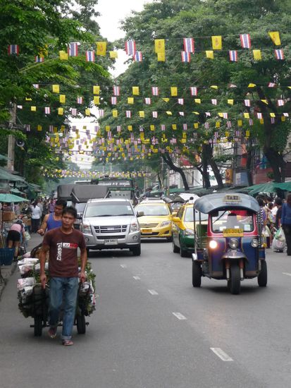 3-Spurige Hauptstraße