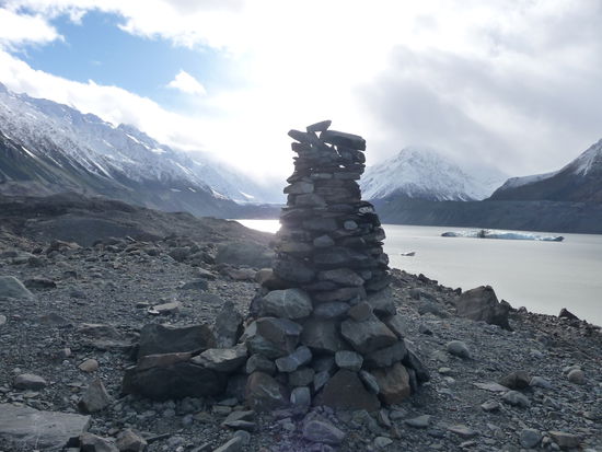 Steine am Tasman Glacier