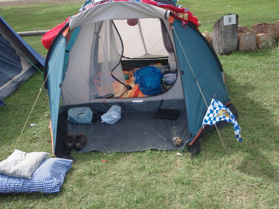 Mein "Eigenheim" mit Flagge