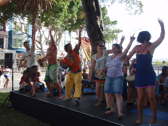 Am Tanzen auf ner Freilichtbühne... Hat viel Überwindung gekostet aber dann hats voll spass gemacht