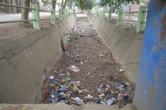 Zum Schluss wie üblich der Wermutstropfen, das signifikante Umweltproblem der ecuadorianis.
So, und nicht anders, schaut es leider halt überall aus