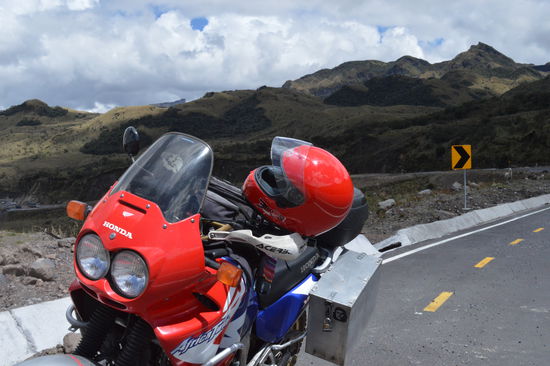kurz vor 4000 m altitura, komplett klare Luft
